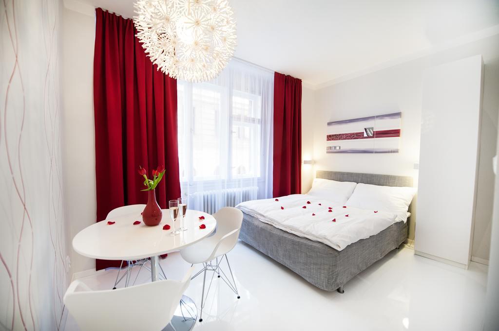 Honeymoon Ruterra Studio * Prag