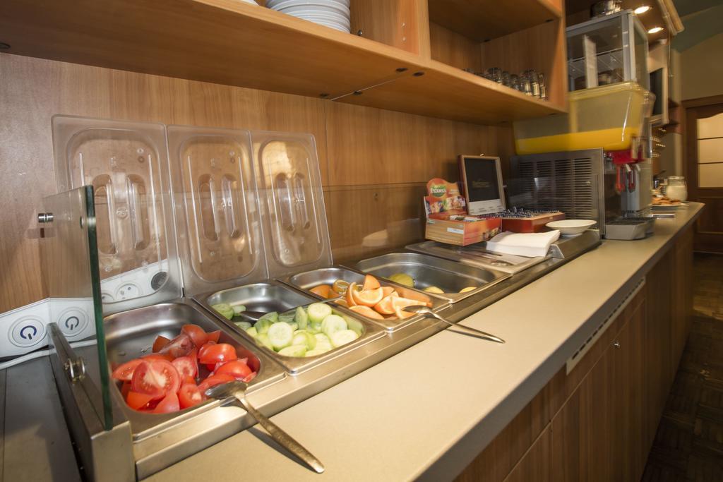 Novomestsky Hotel 3*