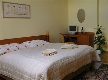 Na Smetance Aparthouse Hotel 3*