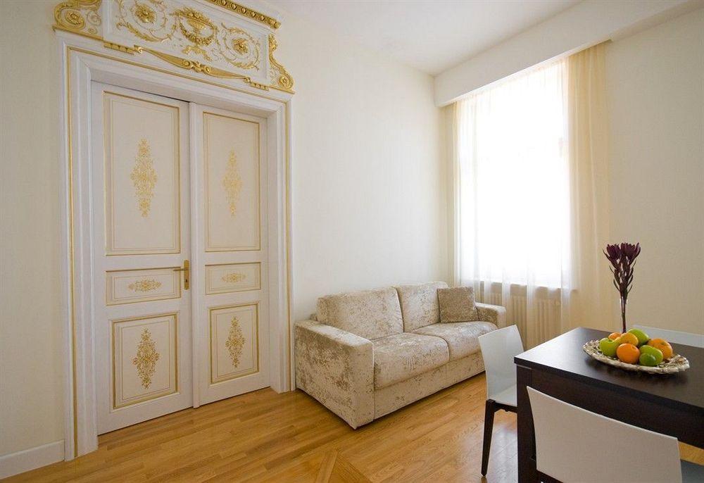 Hotel Deminka Palace 4*