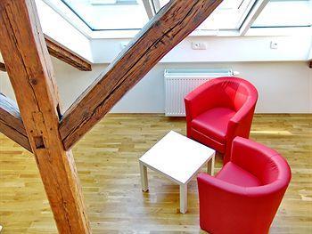 Aparthotel Vocelova 4*