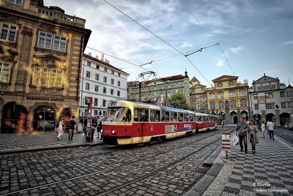 Royal Apartment By Charles Bridge View Of Saint Nicholas Church Prague