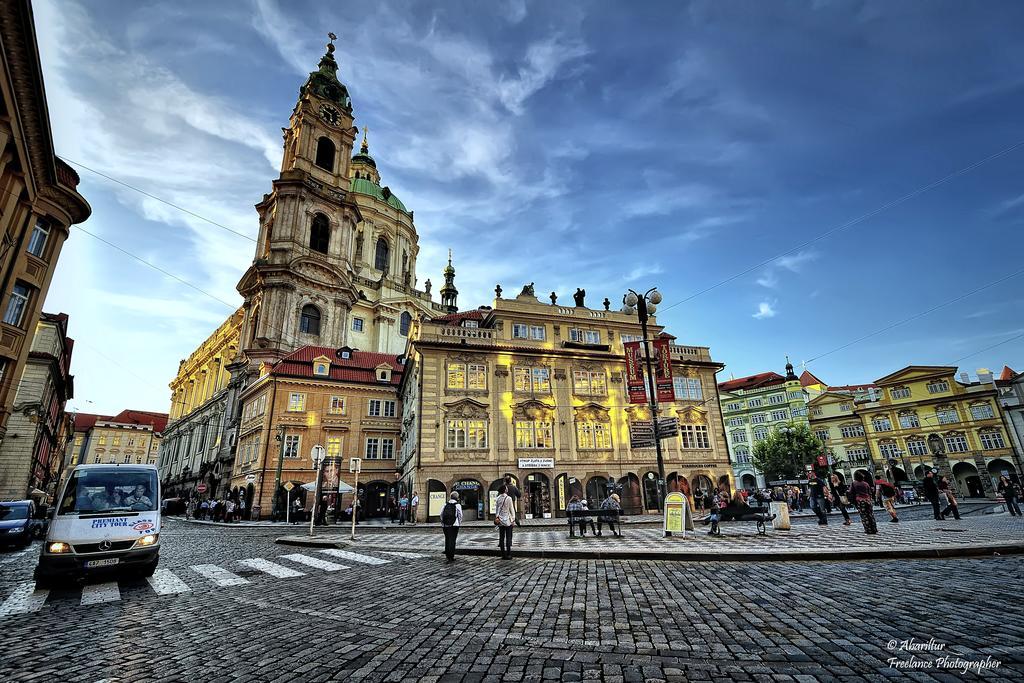 Apartment Royal Apartment By Charles Bridge View Of Saint Nicholas Church *