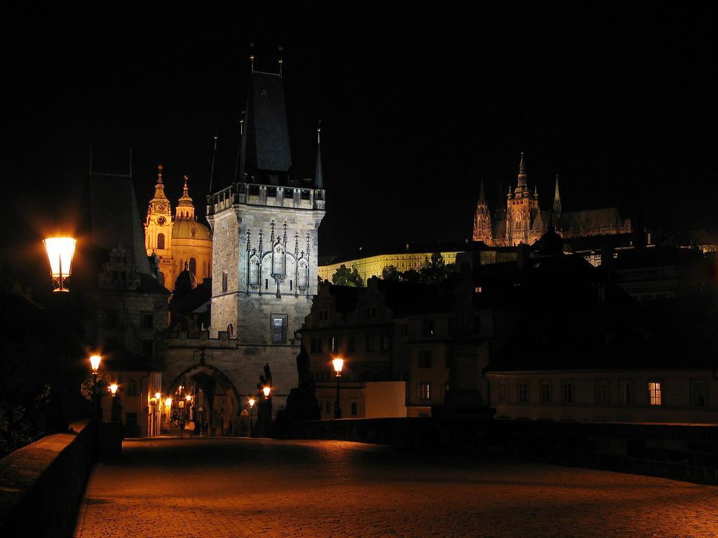 Apartment Royal Apartment By Charles Bridge View Of Saint Nicholas Church Prague