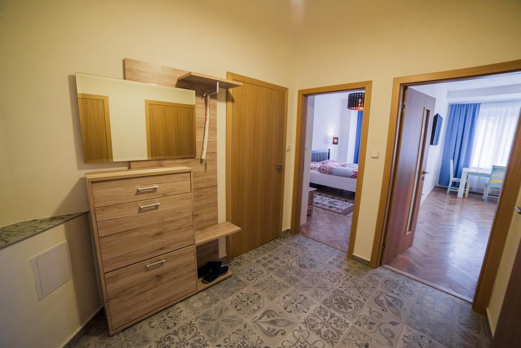 Apartment Malovanka *