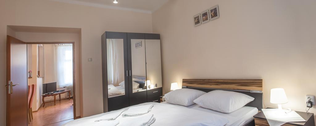 New Luxury * Prague