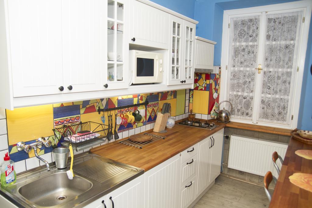 Apartma Karolina *