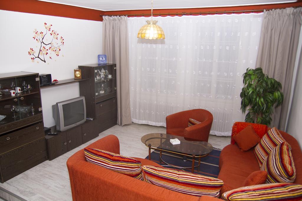 Apartma Karolina Apartment *