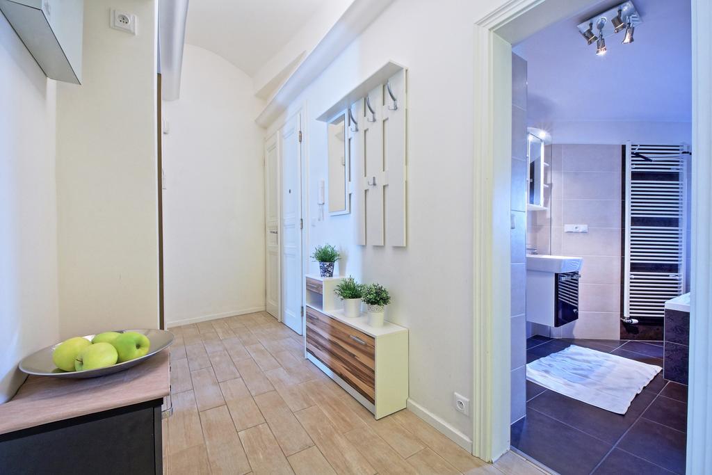 Apartment Visit In