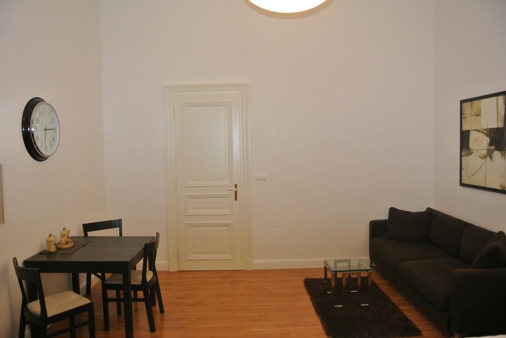 Apartment Domo