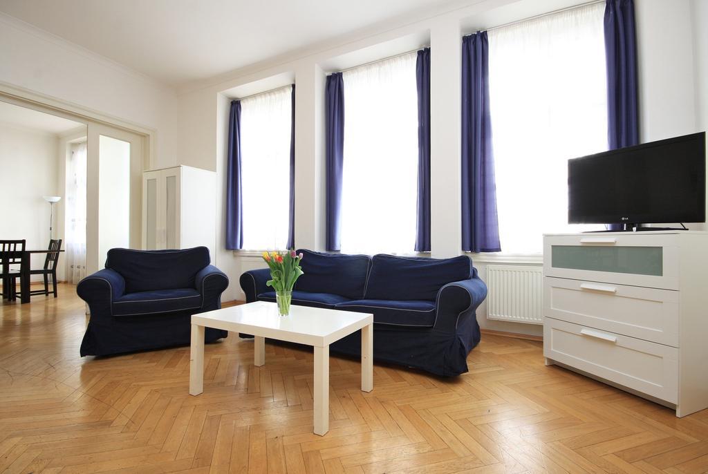 Quadrio Bedroom Apartment
