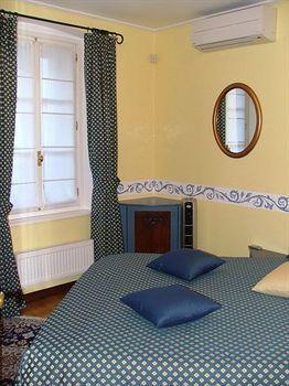 Tynska Apartamento *