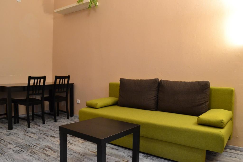 Daire Manes By Interhome Prag