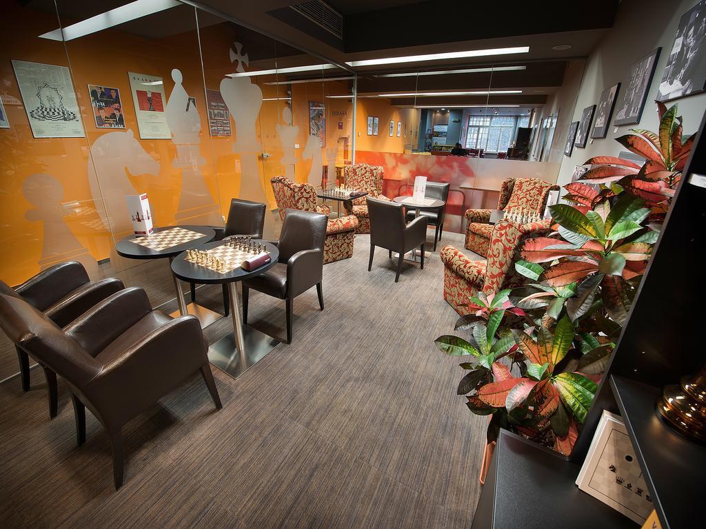 Ea Julis Hotel
