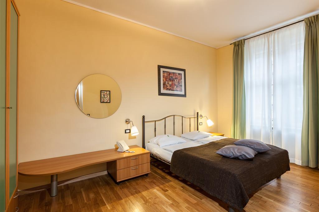 La Madeleine Hotel