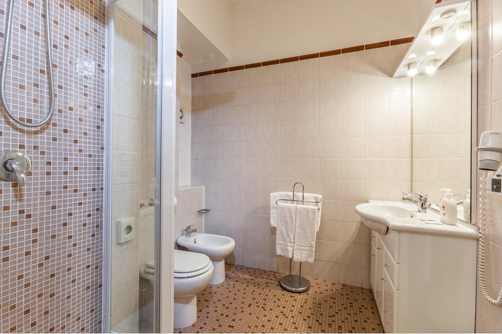 Hotel La Madeleine 3*