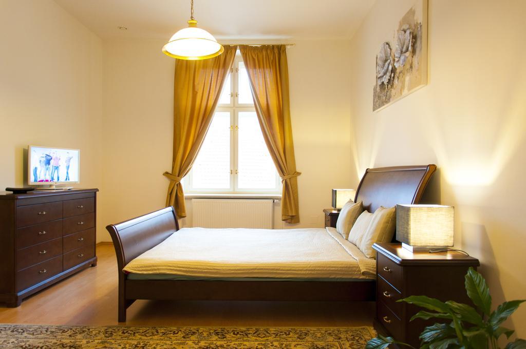 Apartment The Castle Prague