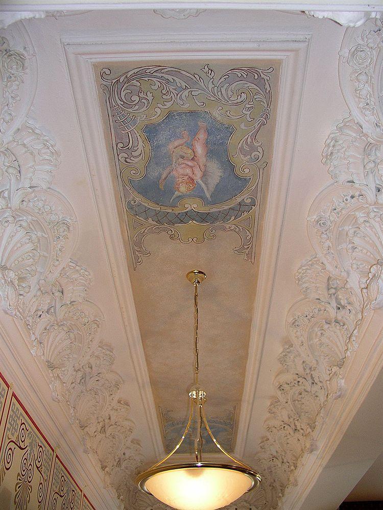 Otel Tivoli 3*