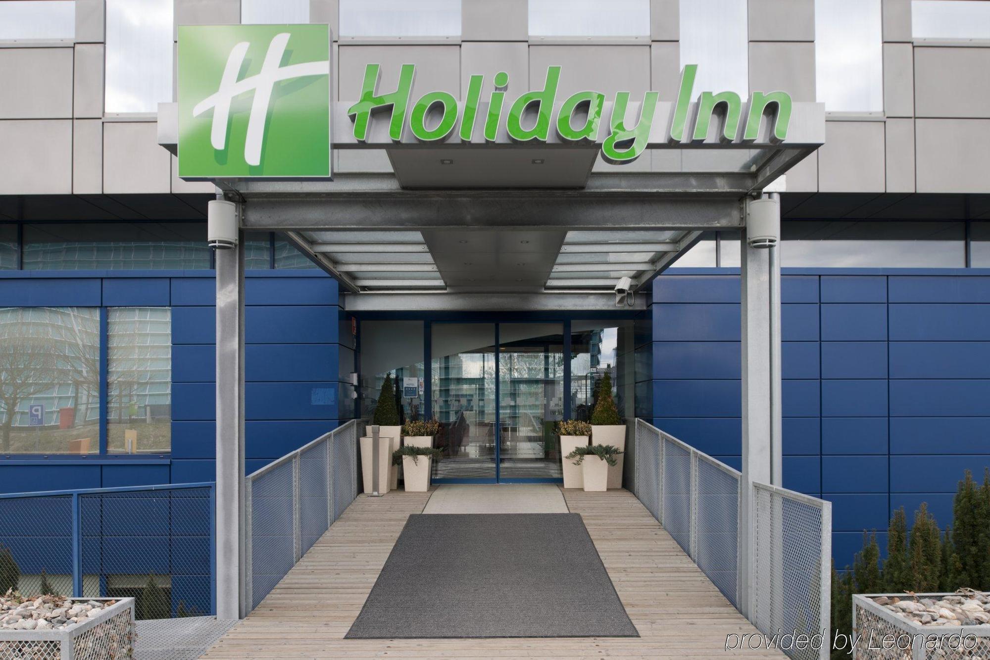 Airport By Ihg Otel Prag