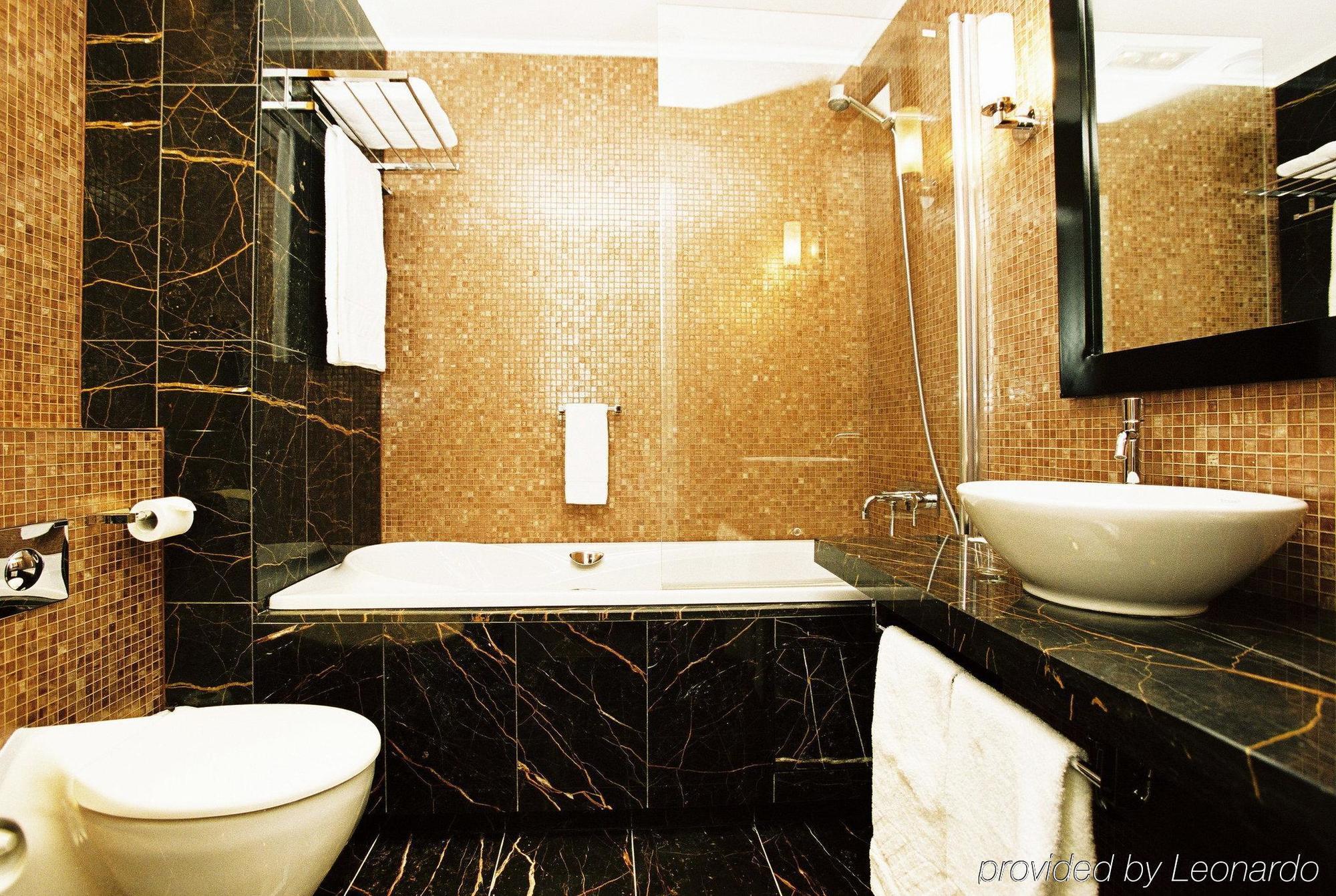 Eurostars Thalia Hotel