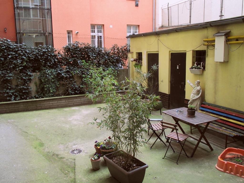 Lipa Hostel *