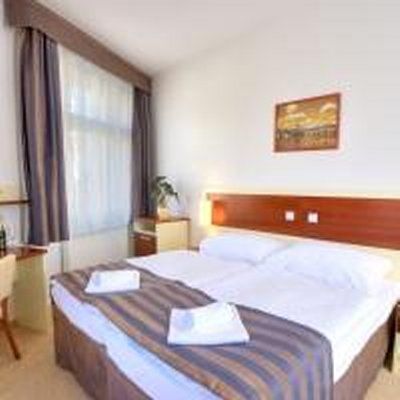 Gloria Otel