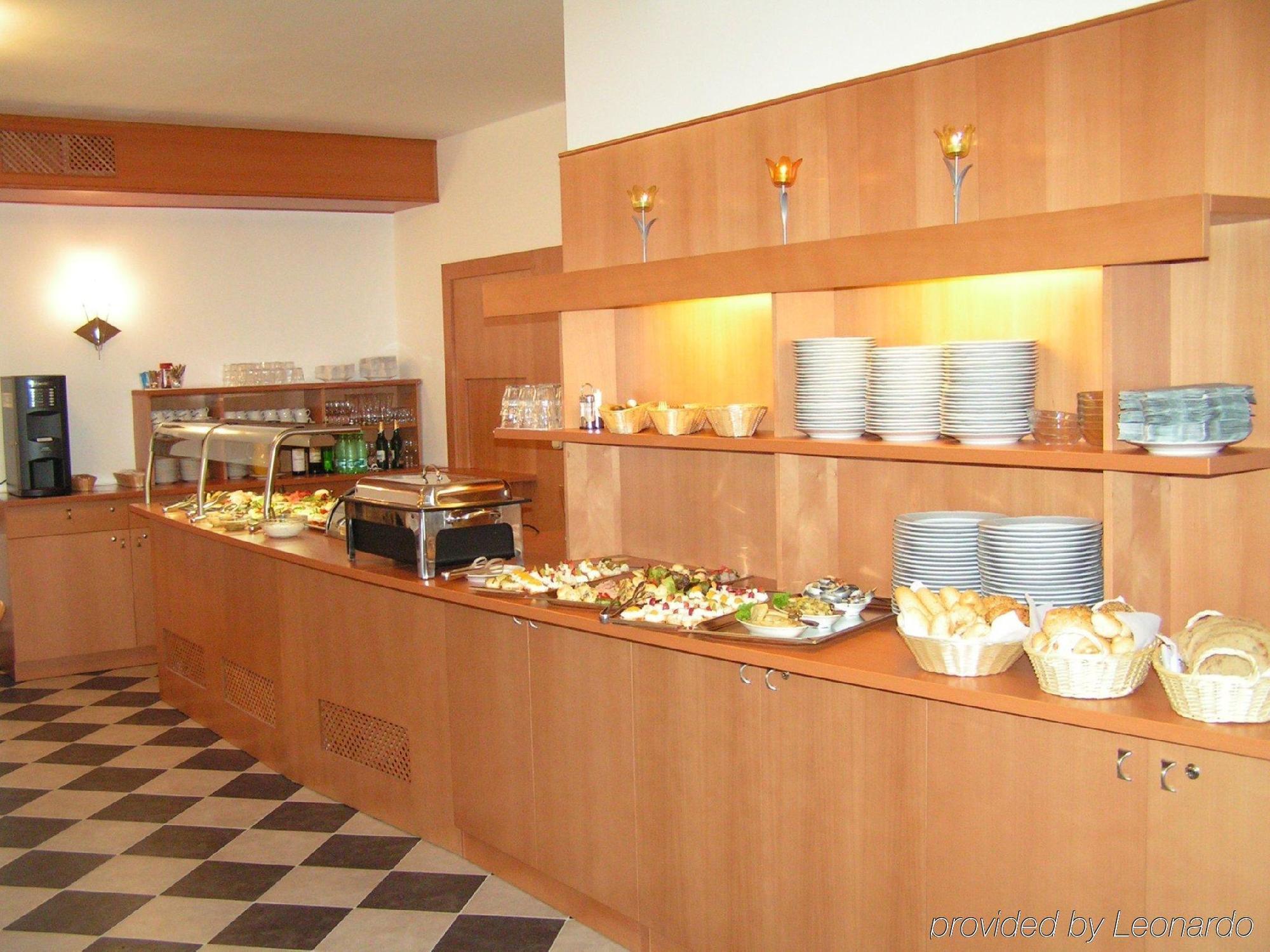 Hotel Augustus Et Otto 4*