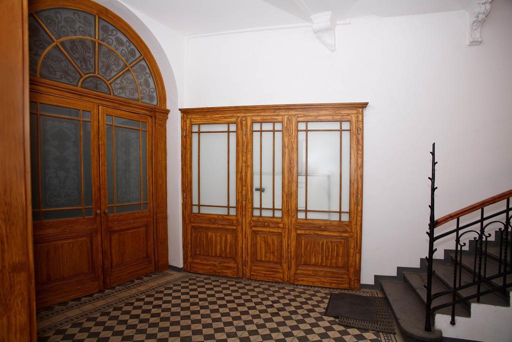 38 Vanessa Apartment