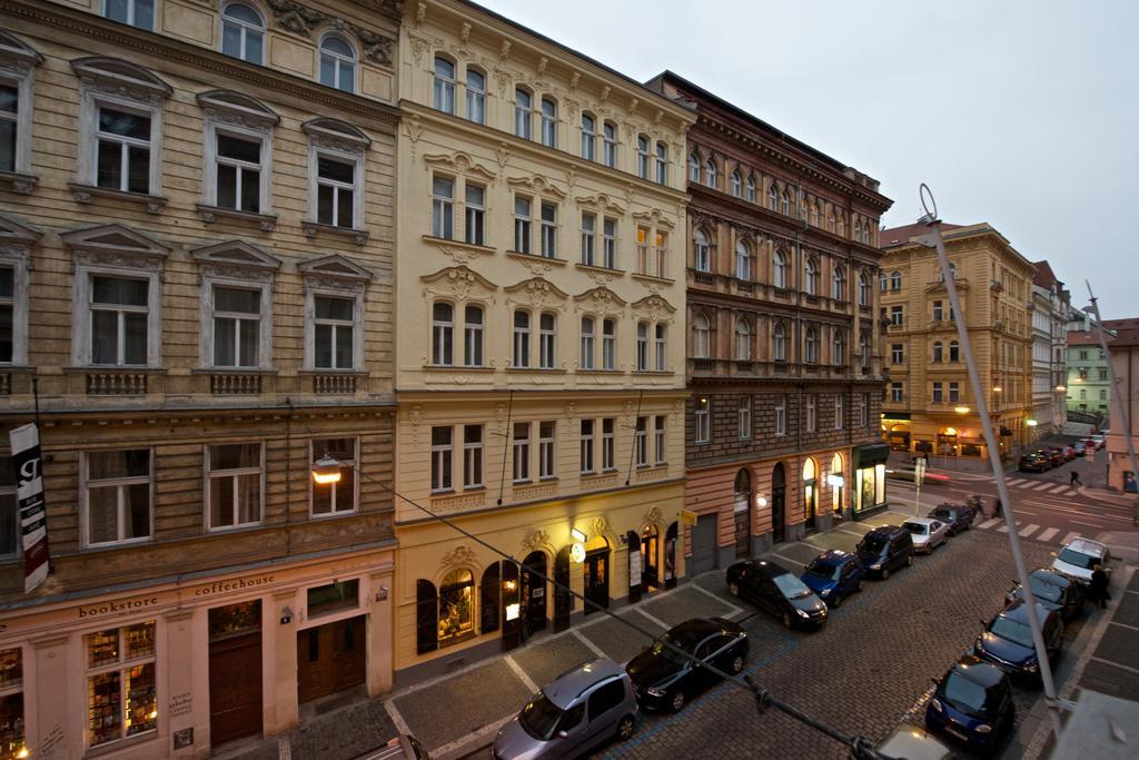Daire Holec Prag