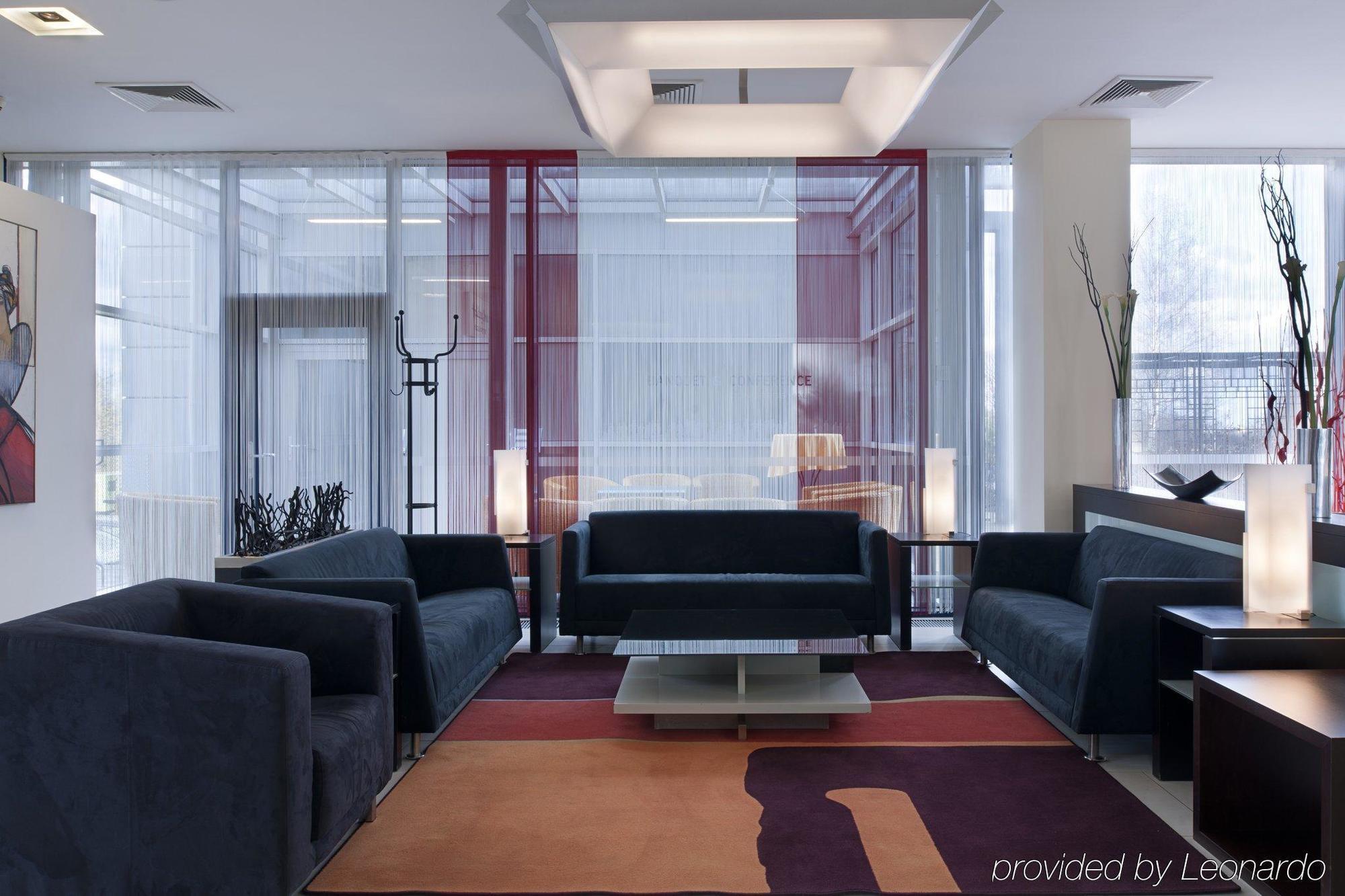 Otel Airport By Ihg Prag