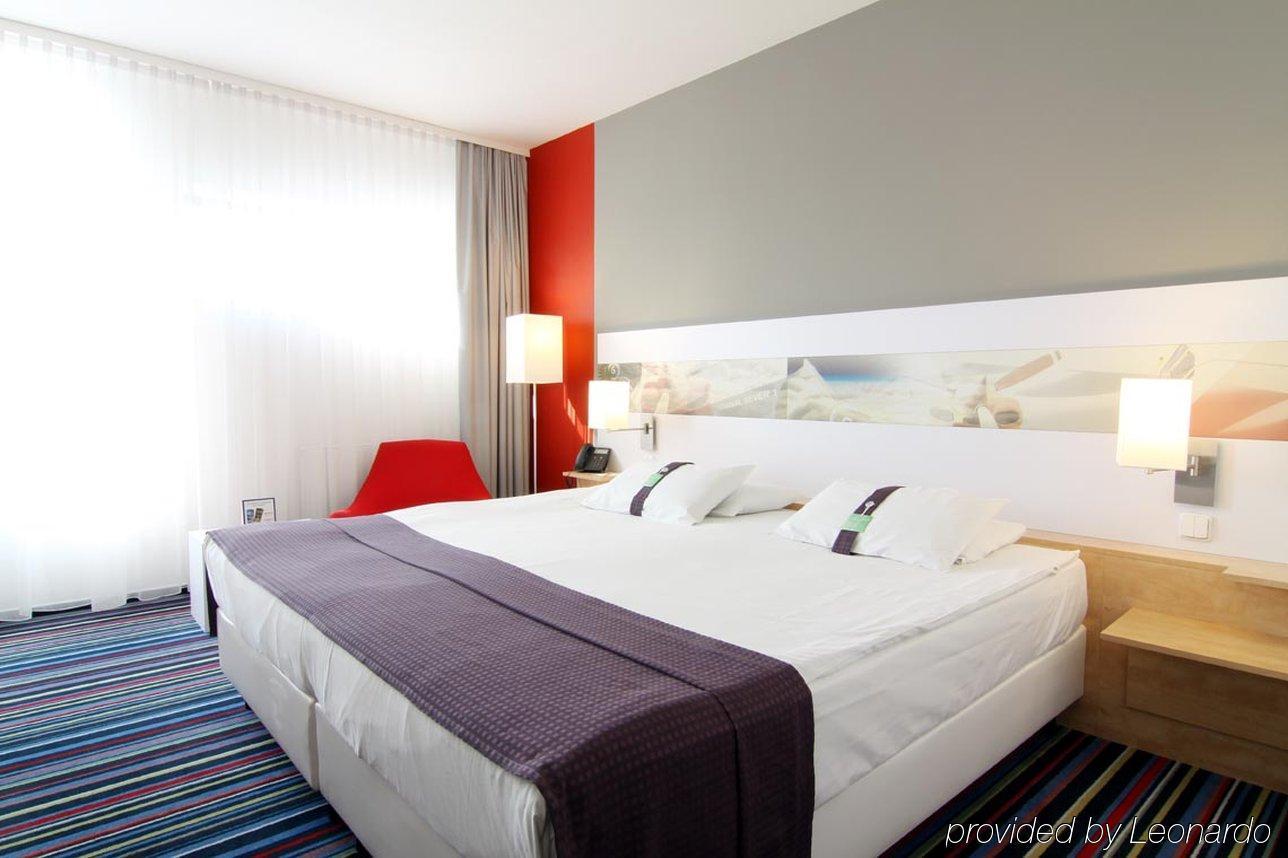Otel Airport By Ihg Prag