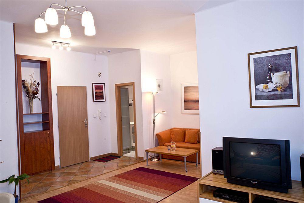 Homer - Old Town Square Hostel *