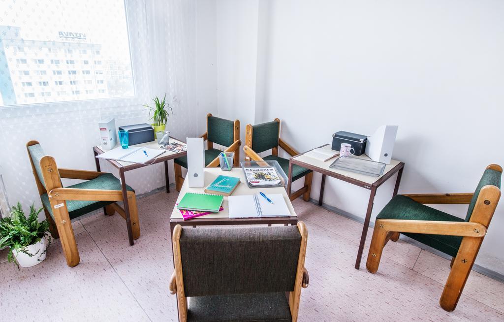 Hostel Kolej Hostivar *