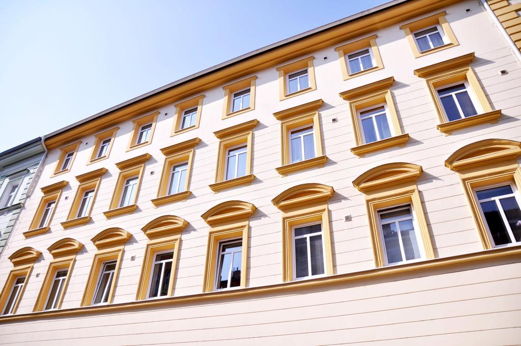 Heleny Malirove Apartment