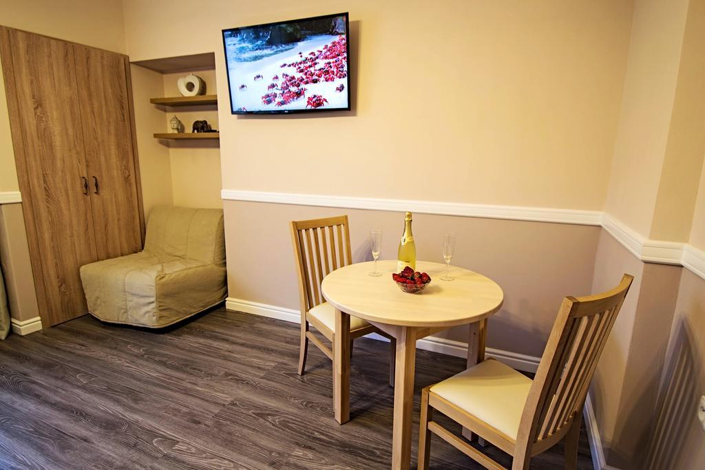 Champagne Studio With Sauna Prague