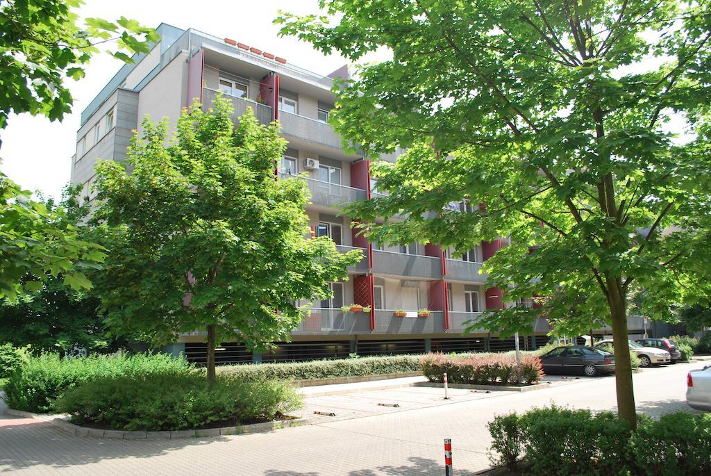 Chotesovska With Parking Place * Prague
