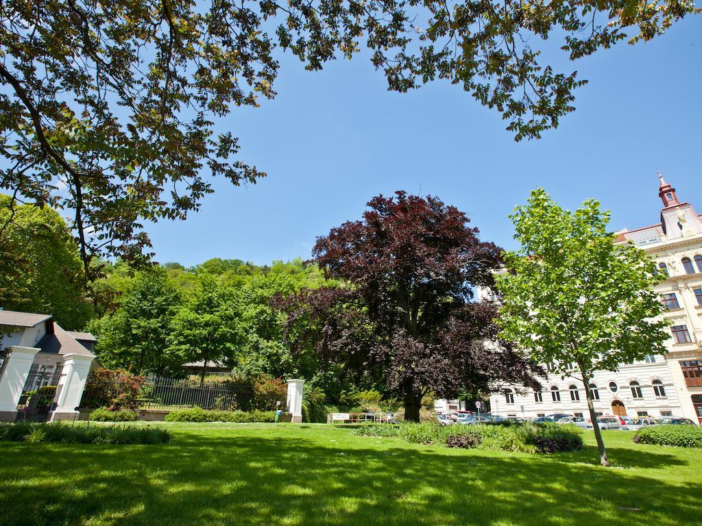 Royal Aparthotel 4*