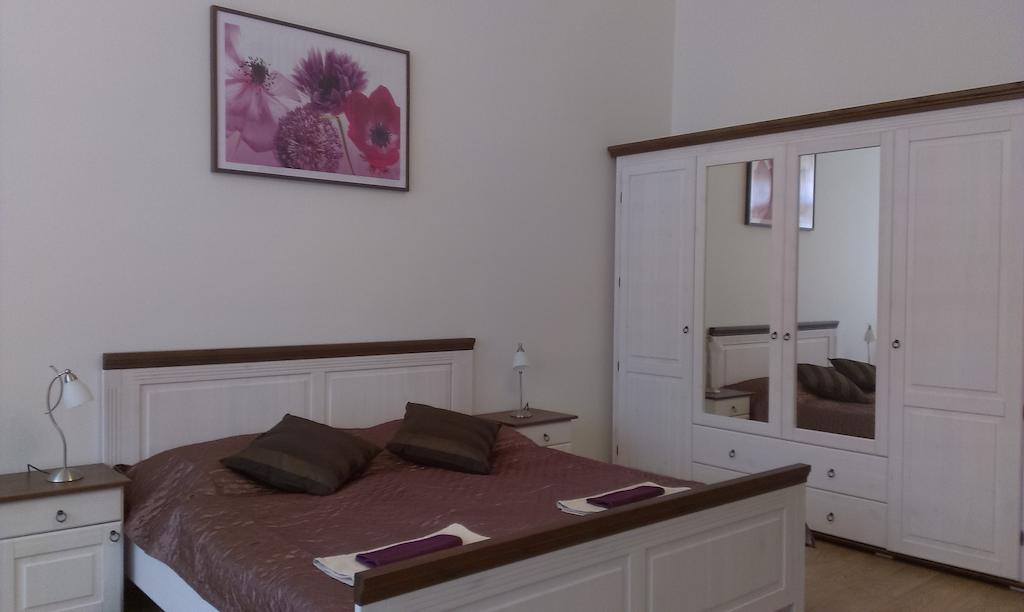Charles Iv Apartment Prague