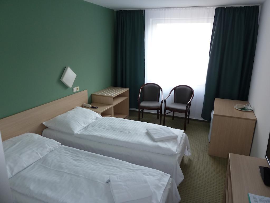 Otel Mars 3*