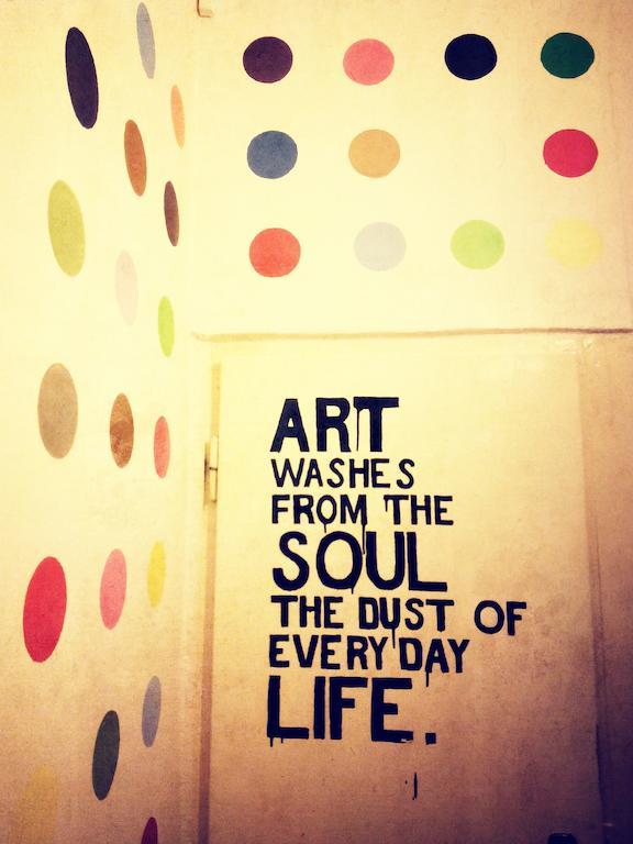 Hostel Art Hole Prague