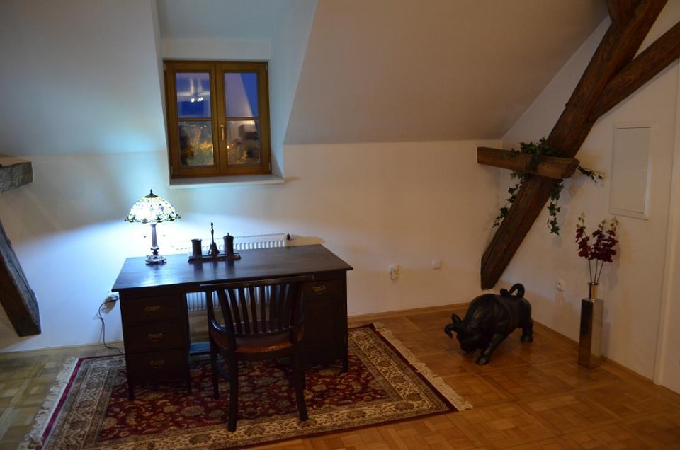 Apartment Attic Hastalska *