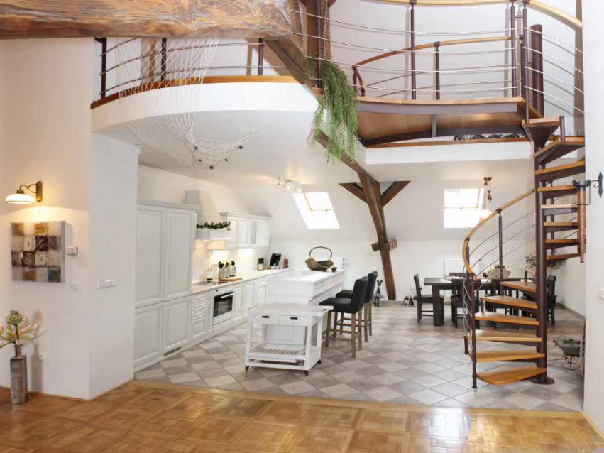 Attic Hastalska