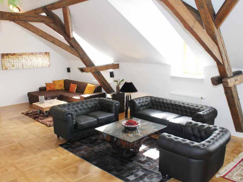 Apartment Attic Hastalska