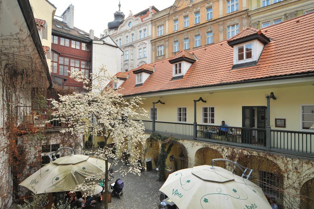 Hastal Gallery Prague