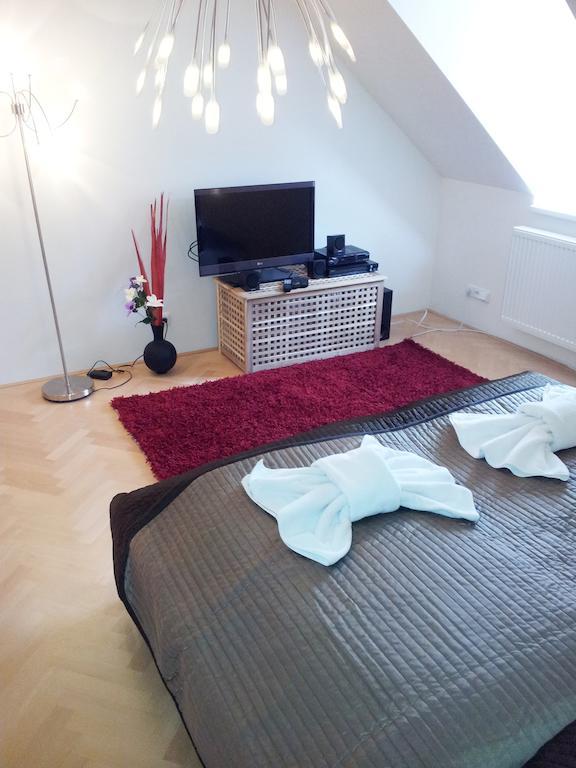 Apart Otel Selinor Old Town