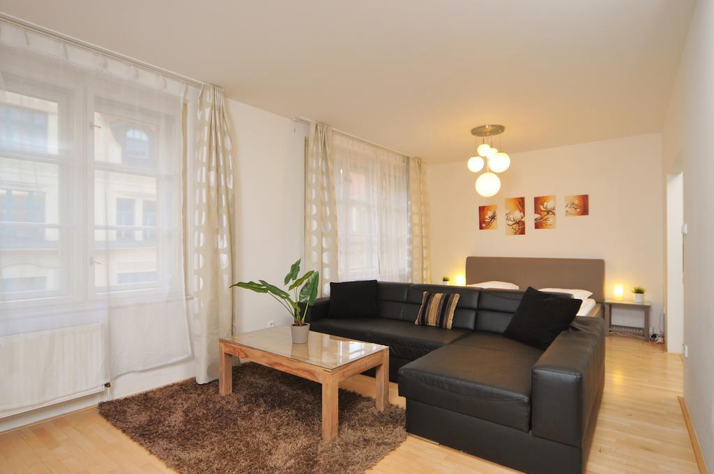 Apart Otel Selinor Old Town