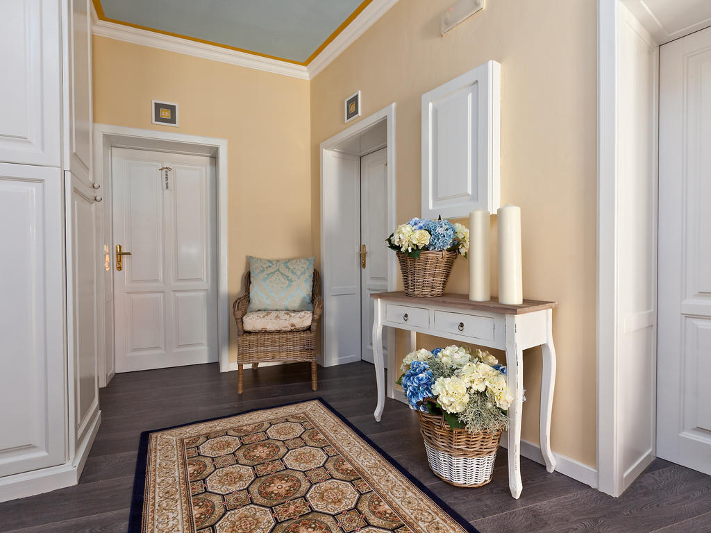 Aparthotel Cathedral 4*