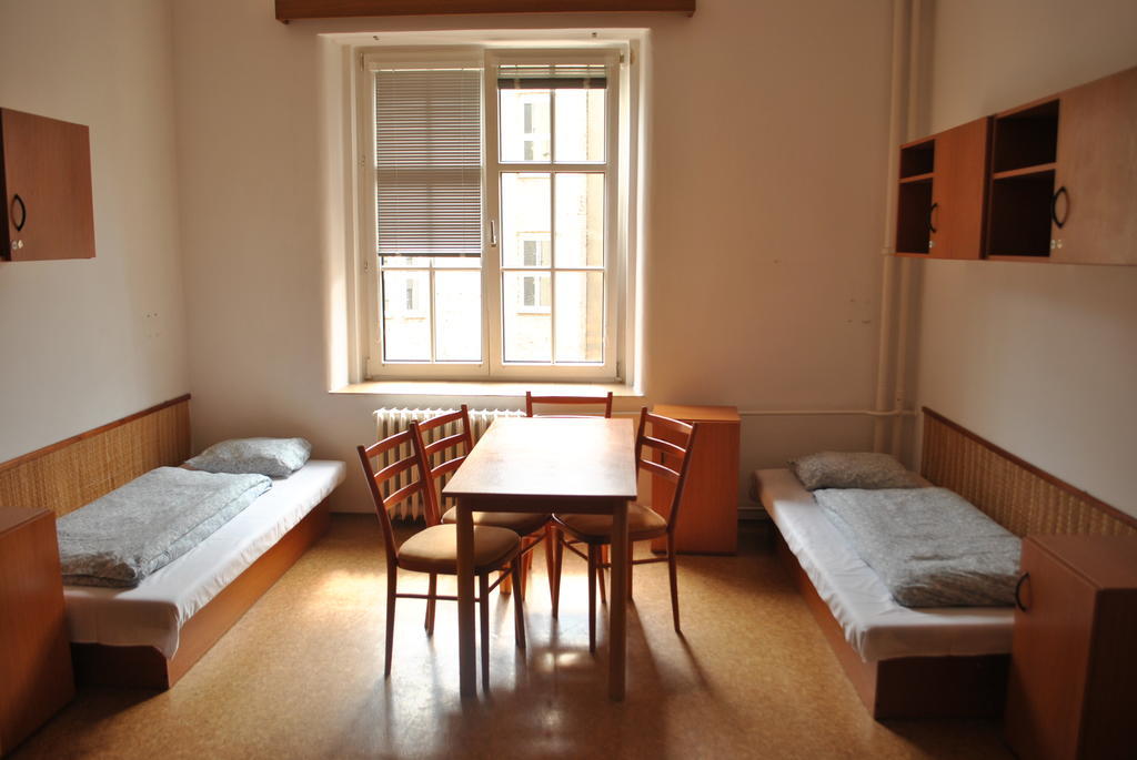Hostel Dizzy Daisy