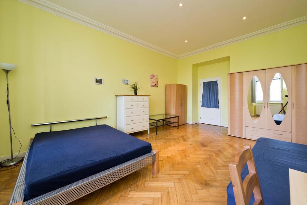 Hotel Krasova Prague