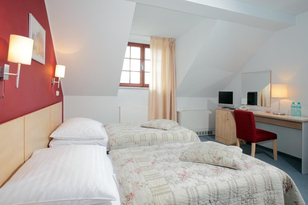 Otel Chvalska Tvrz